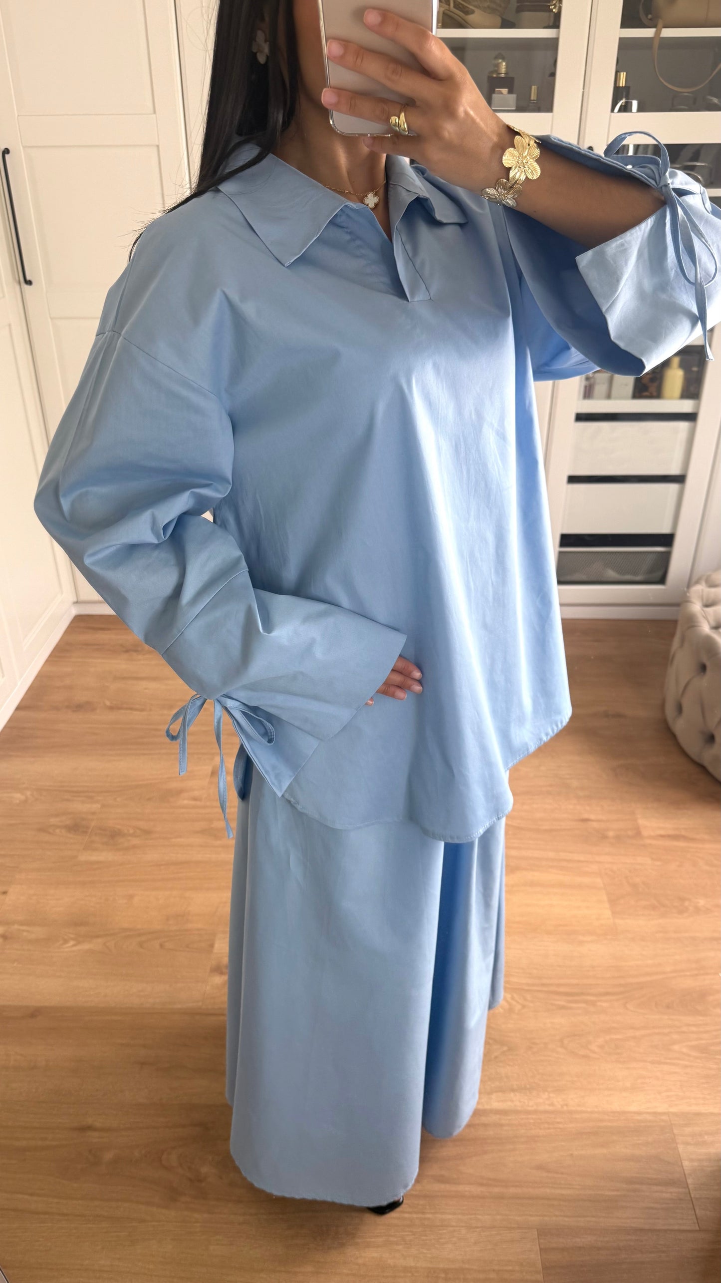 Ensemble Modeste Bleu – Chemise Noeud & Jupe Oversize SAÏRYS