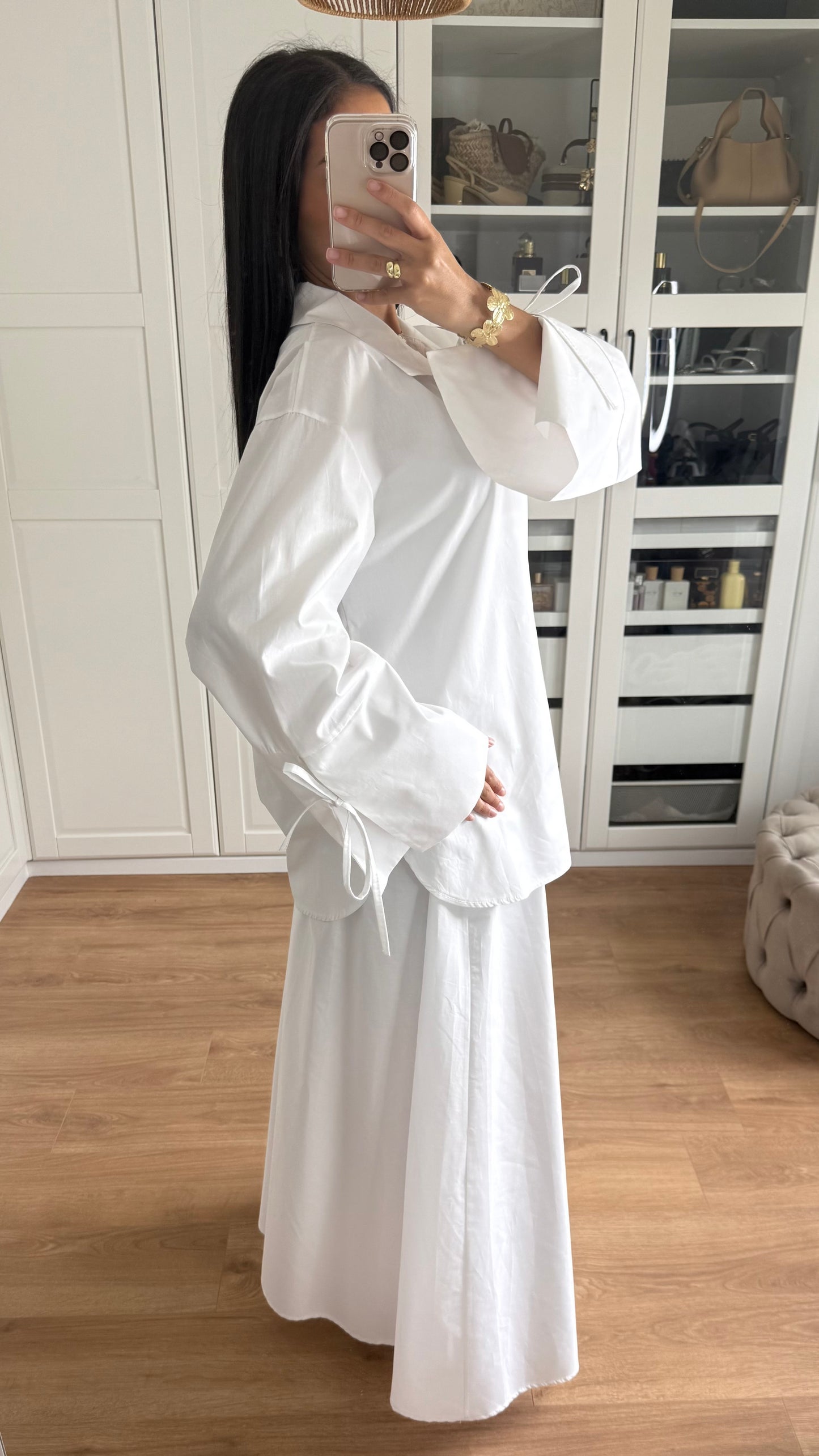 Ensemble Modeste Blanc – Chemise Noeud & Jupe Oversize