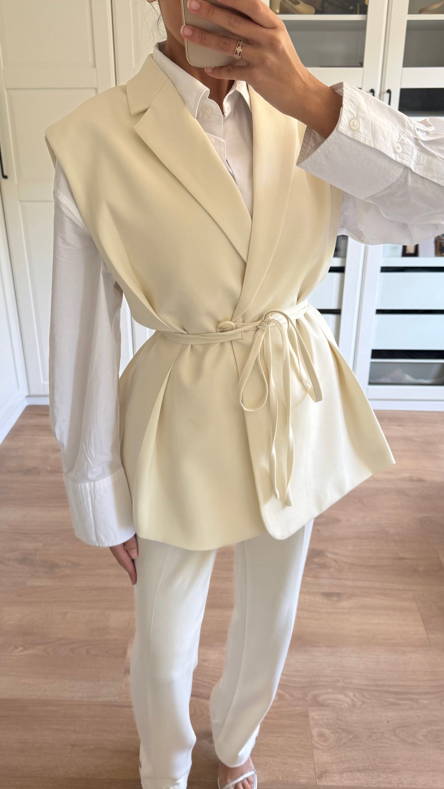 Blazer Sans Manches Écru À Nouer SAÏRYS