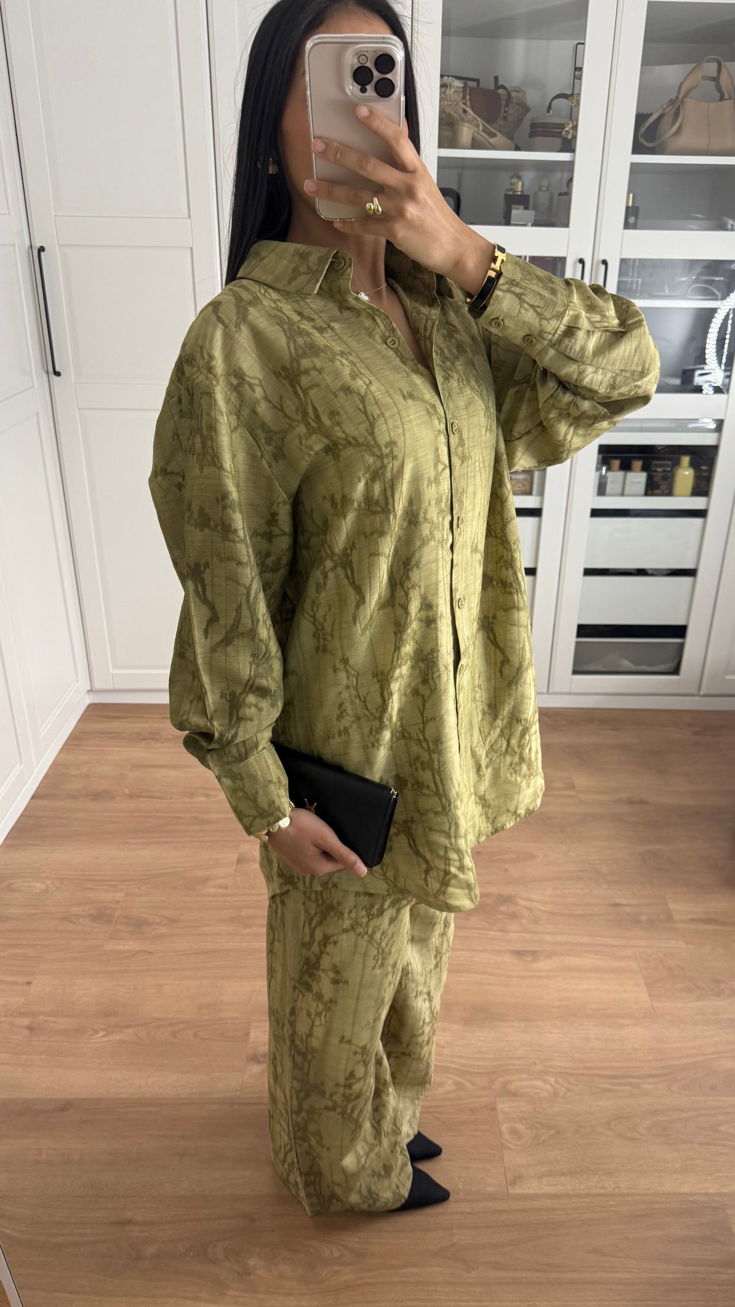 Ensemble Modeste Kaki – Chemise Brodée & Pantalon Large SAÏRYS