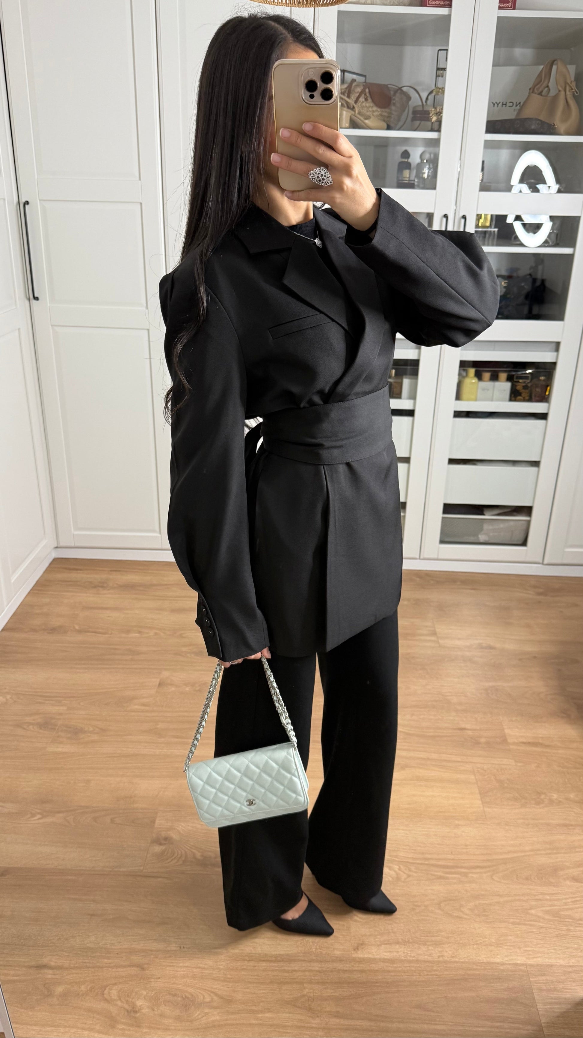 Blazer Oversize Noir Cintré à la Taille avec Ceinture SAÏRYS