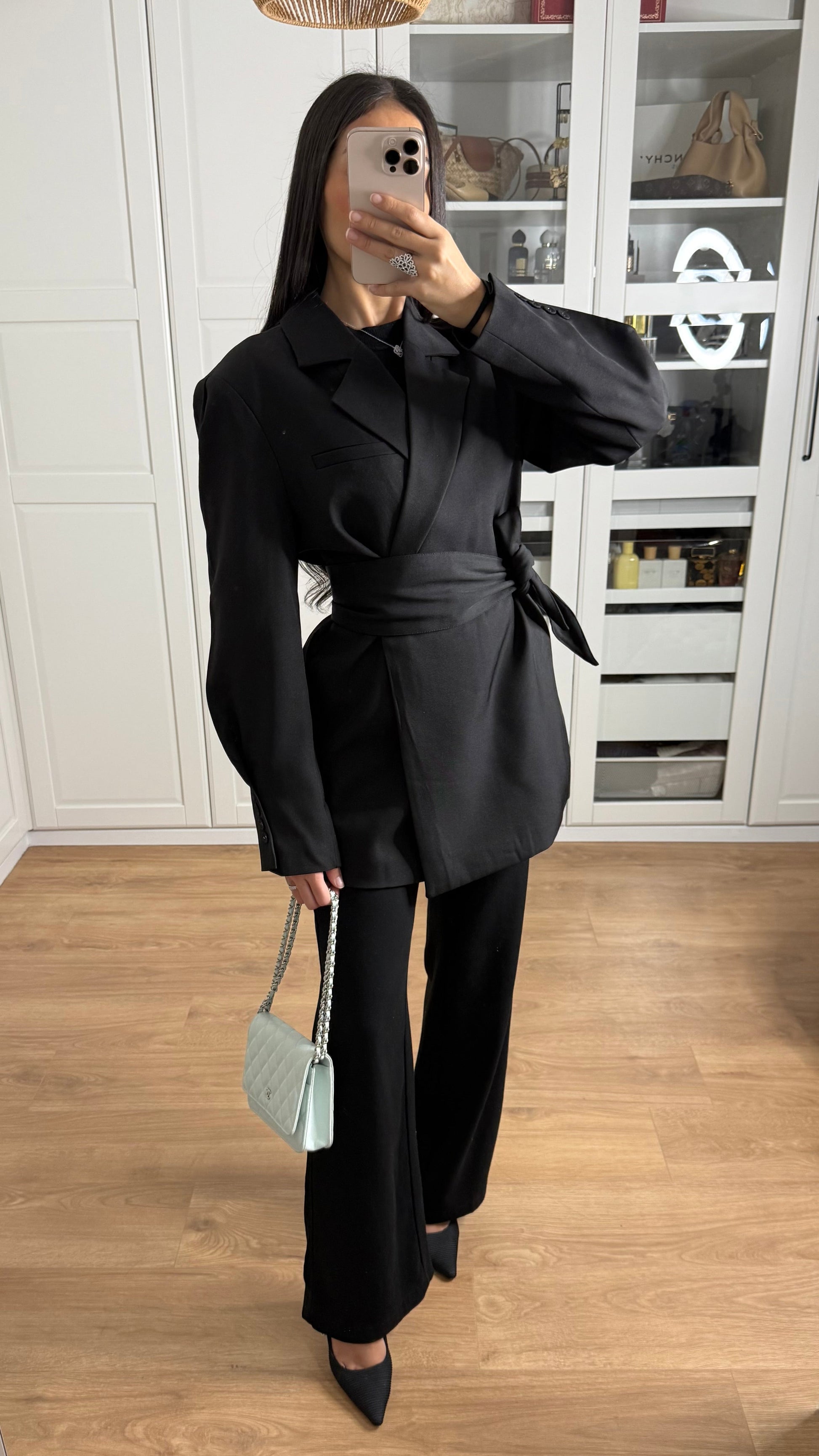 Blazer Oversize Noir Cintré à la Taille avec Ceinture SAÏRYS