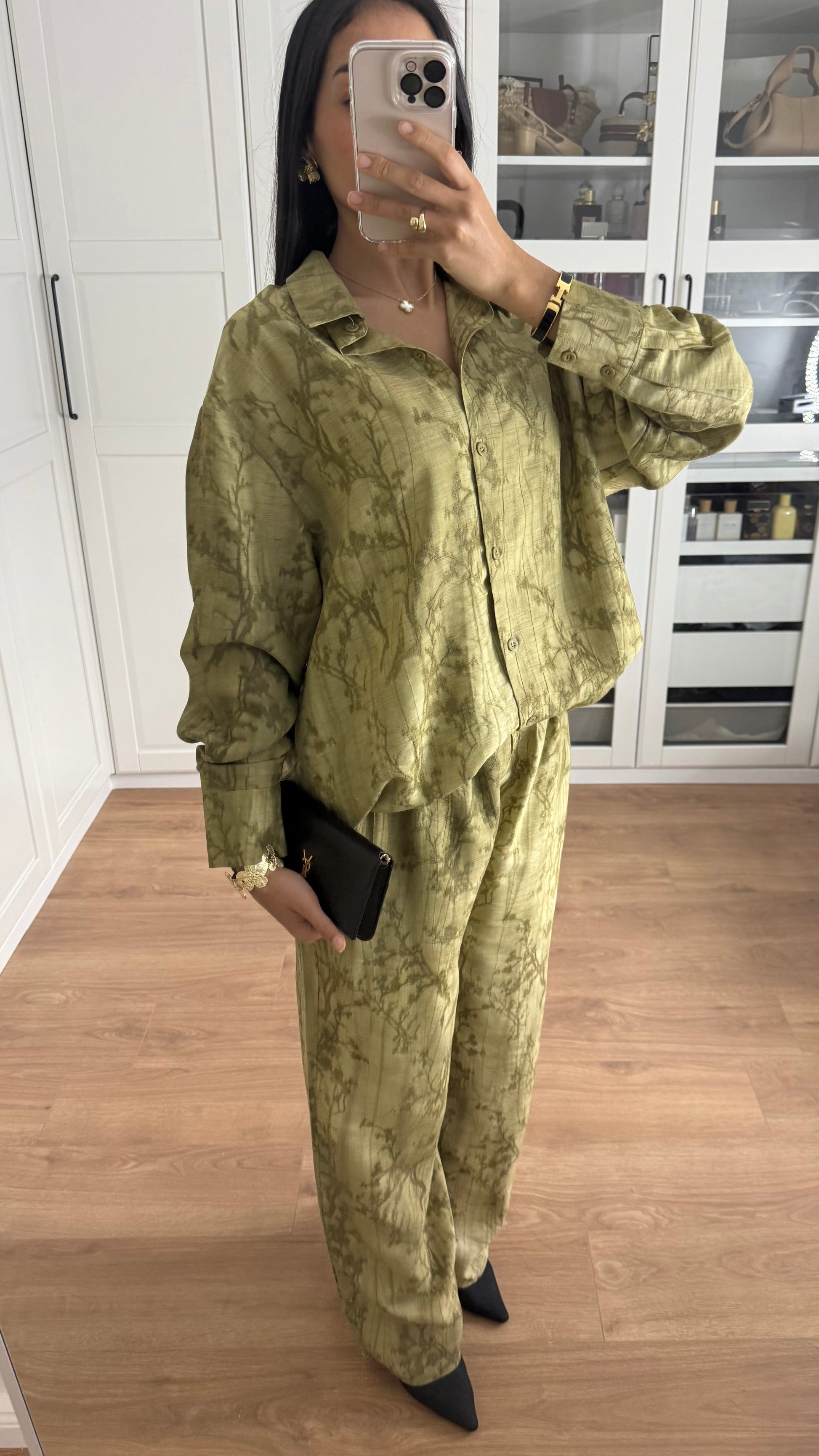 Ensemble Modeste Kaki – Chemise Brodée & Pantalon Large SAÏRYS
