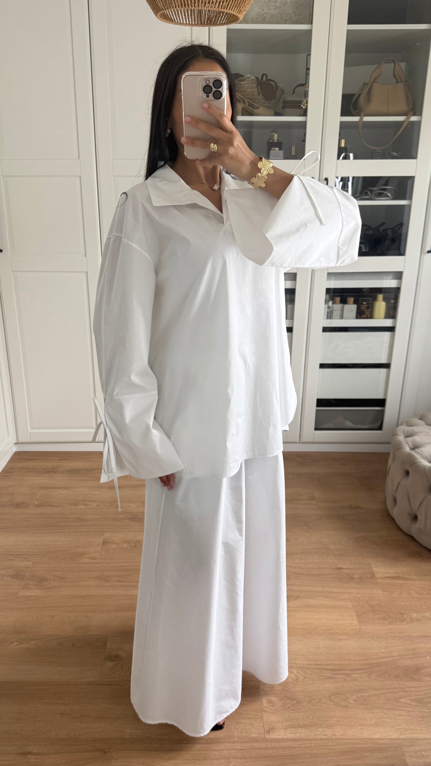 Ensemble Modeste Blanc – Chemise Noeud & Jupe Oversize