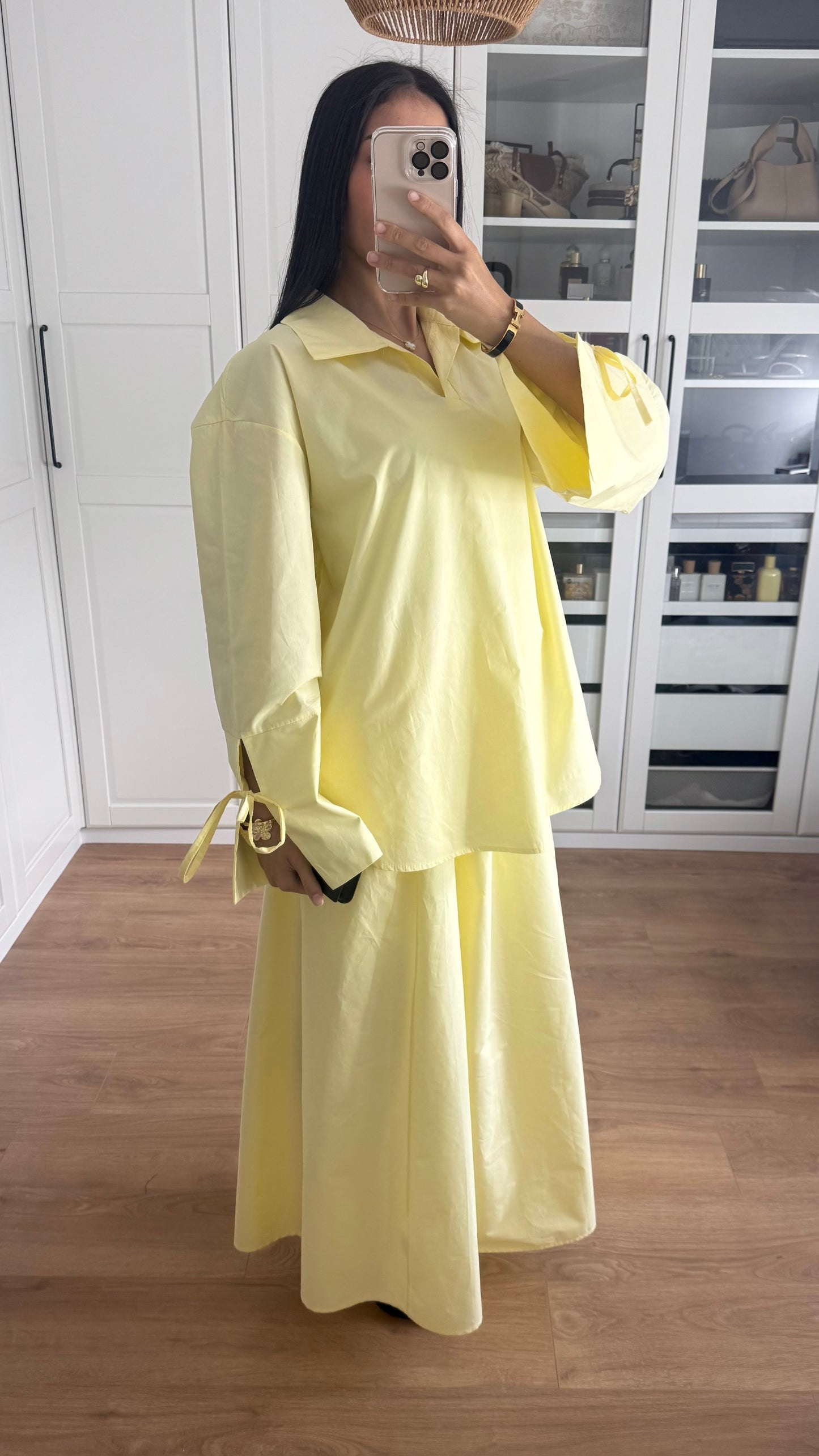 Ensemble Modeste Jaune – Chemise Noeud & Jupe Oversize