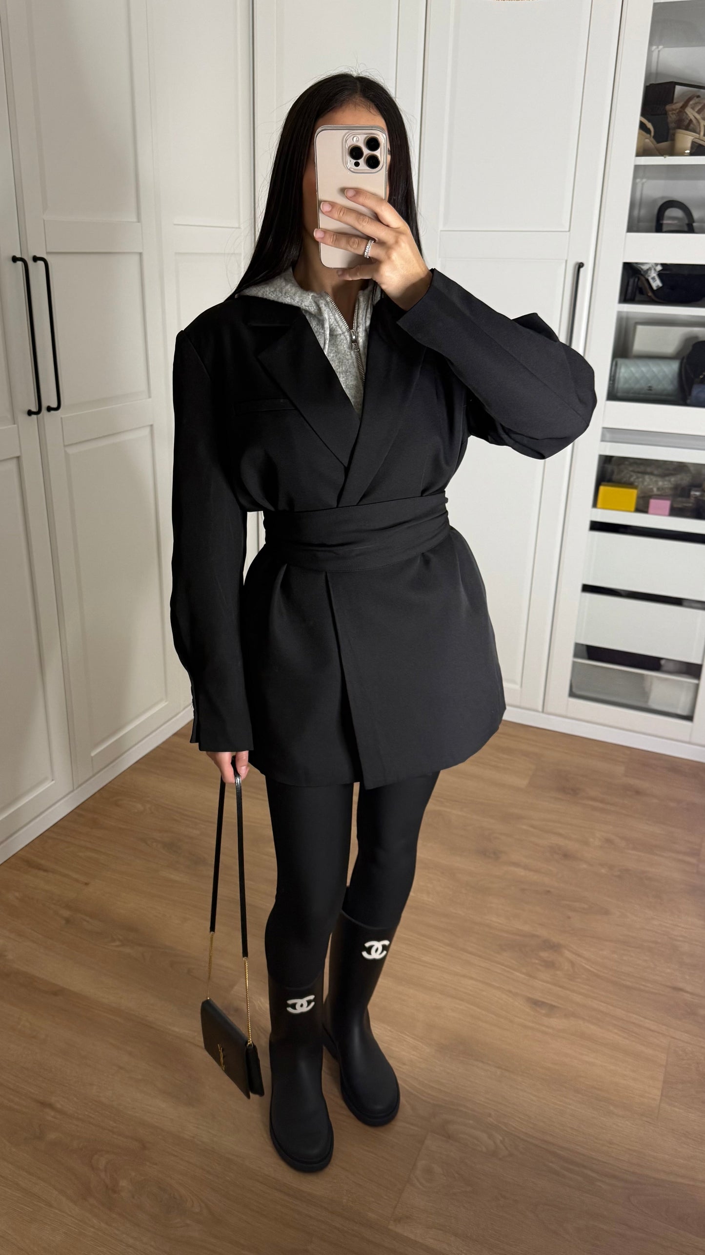 Blazer Oversize Noir Cintré à la Taille avec Ceinture SAÏRYS