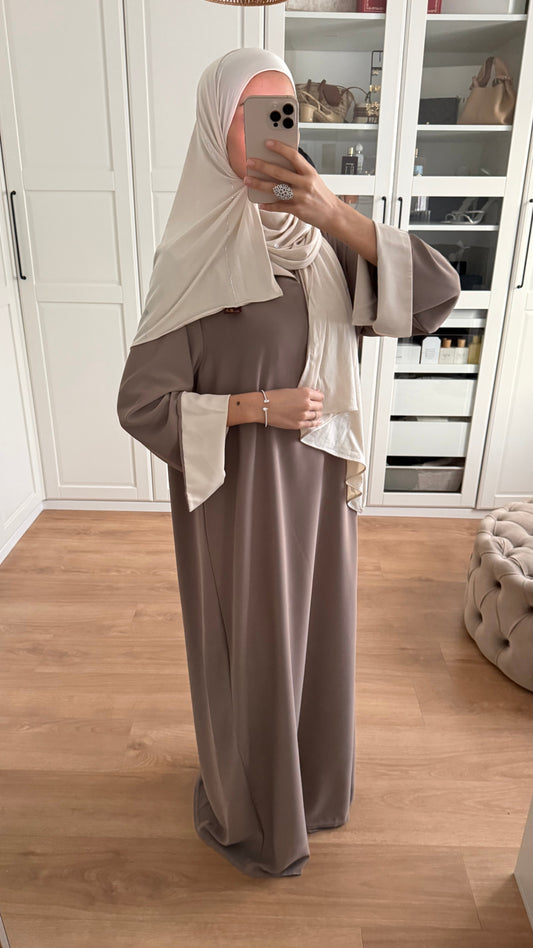 Abaya taupe manches revers beige SAÏRYS
