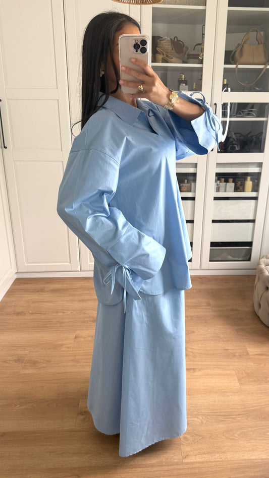 Ensemble Modeste Bleu – Chemise Noeud & Jupe Oversize
