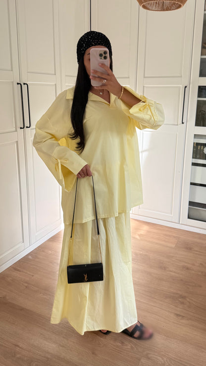 Ensemble Modeste Jaune – Chemise Noeud & Jupe Oversize