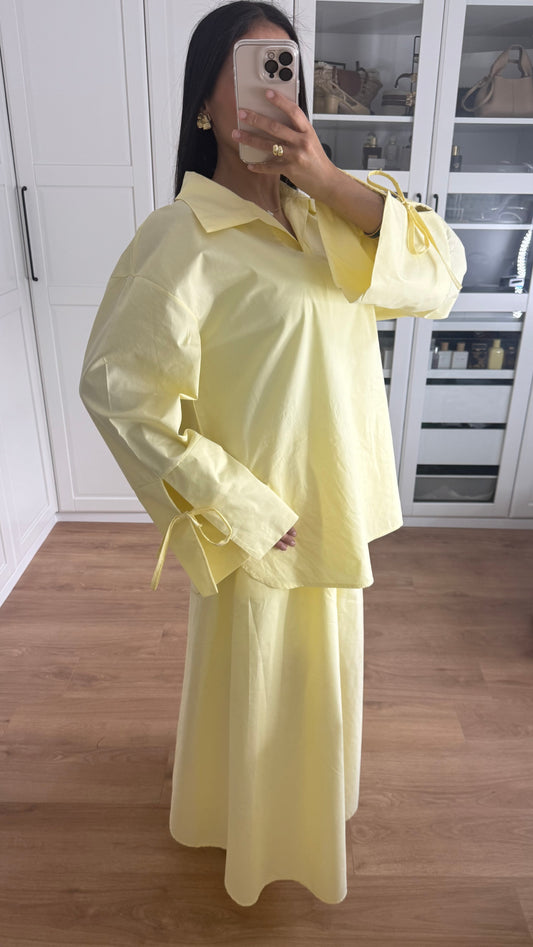Ensemble Modeste Jaune – Chemise Noeud & Jupe Oversize