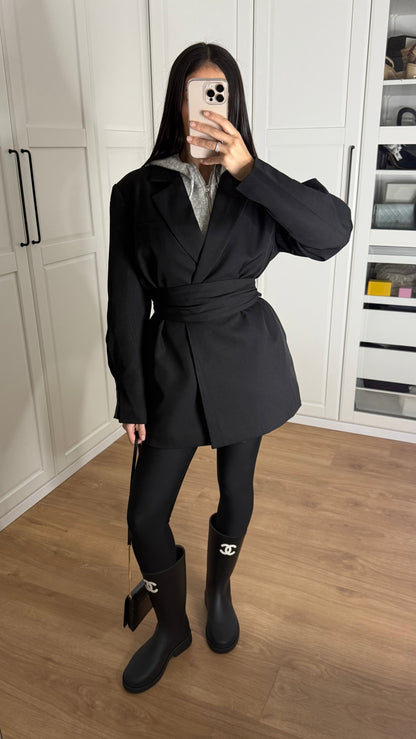Blazer Oversize Noir Cintré à la Taille avec Ceinture SAÏRYS